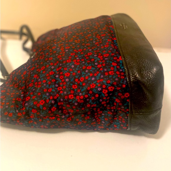 GENTLY USED VINTAGE SIERRA RANCH COACH PURSE - Picture 9 of 15